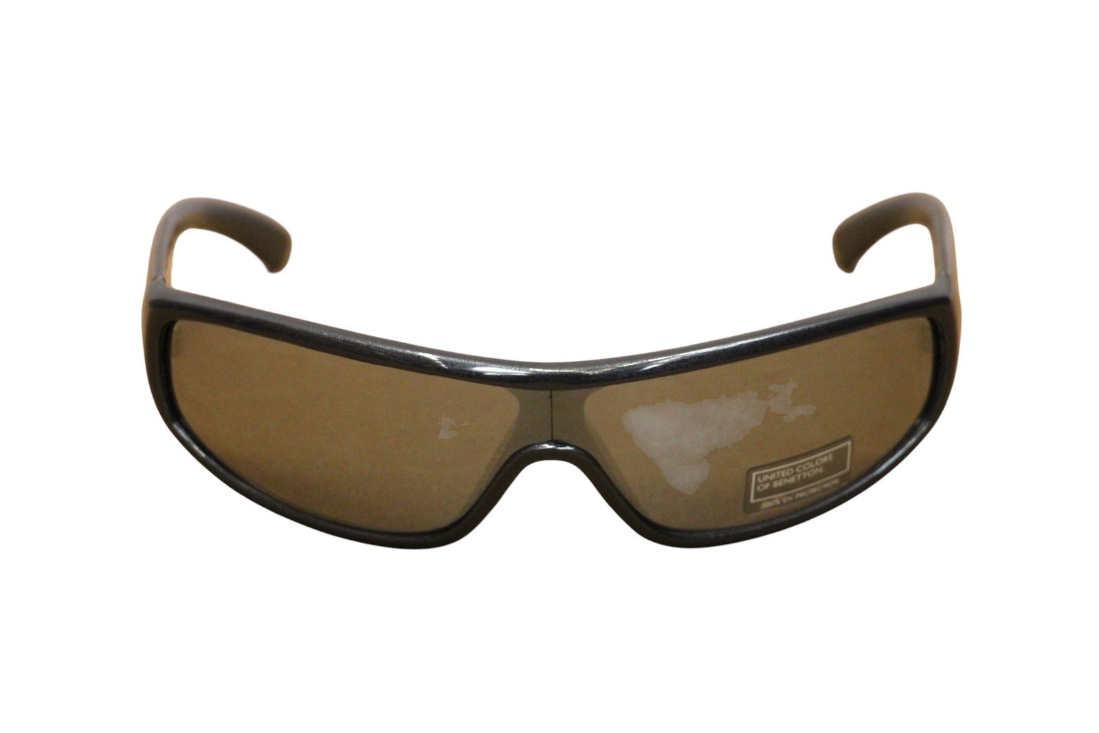 benetton-united-colors-of-benetton-sunglasses-metallic-grey-wraparound-unisex-1781512789 Benetton, United Colors of Benetton, Zonnebril, Metallic grijs wraparound, Uniseks - Afbeelding 1