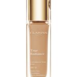 Clarins, True Radiance, Vloeibare foundation, SPF 15, 15 ml *Tester