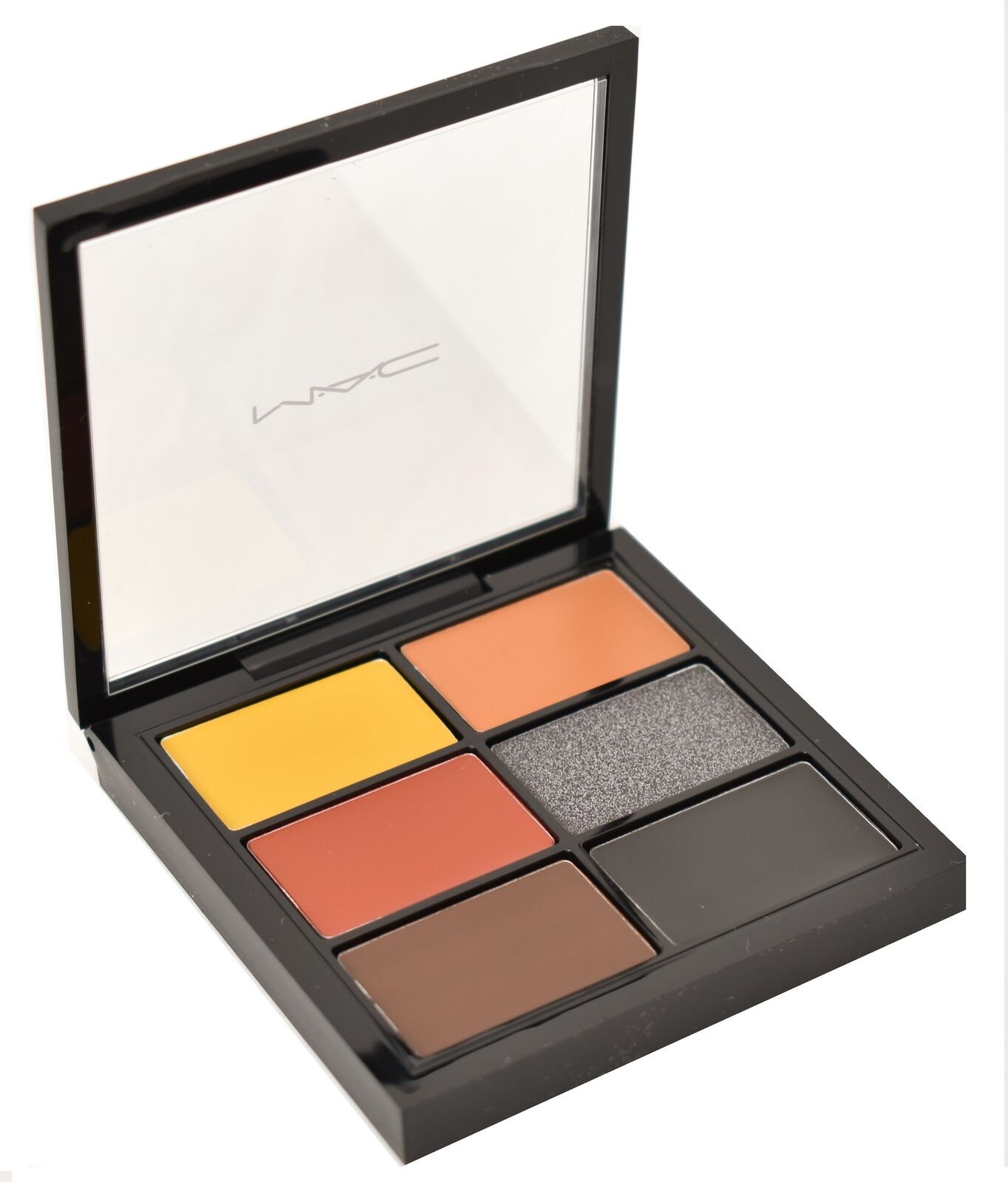 mac-studio-fix-contouring-palette-deep-6-g-1683354199 MAC, Studio , Dekking & Correctie, Contourpalet, Diep, 6 g - Afbeelding 1