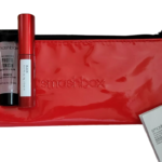 Deluxe Trial Size Set Smashbox: Super Fan, Volumizing, Mascara, Black, 5 ml + Photo Finish, Smoothing, Liquid Primer, 7.1 ml + Textile Makeup Bag, Red