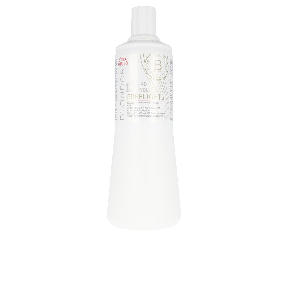 wella-professionals-blondor-freelight-for-color-refreshing-hair-oxidant-lotion-12-40-vol-1000-ml-1700751015 Wella Professionals, Blondor Freelight, Voor kleurverfrissing, Haar Oxidatie Lotion, 12%, 40 vol, 1000 ml - Afbeelding 1